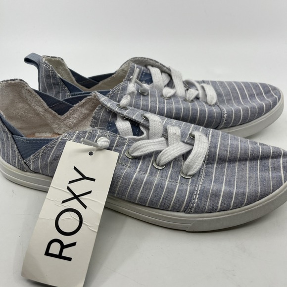 Roxy Surf Slip-on‎ Sneaker Shoes Blue Striped Linen Women Size 7.5 - Picture 1 of 14